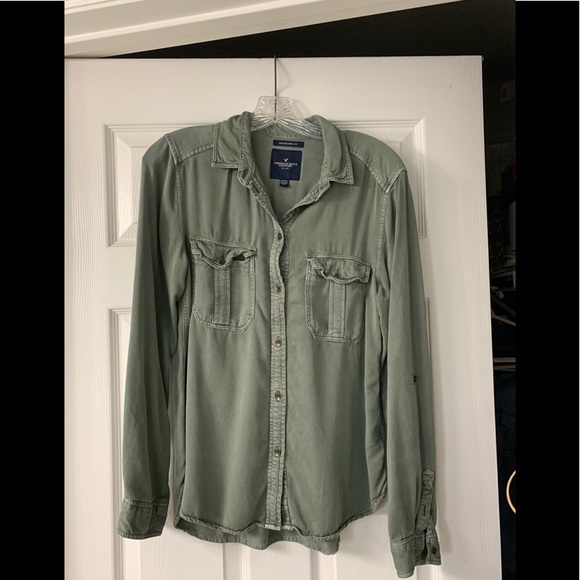 American Eagle Outfitters Tops - American Eagle